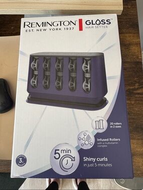 Remington Gloss Hair Setter in Deep Purple